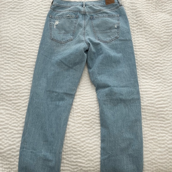 90s style American Eagle jeans size 10. - Picture 2 of 3